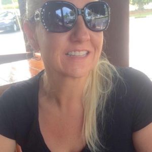 Meet your Posher, Jenifer